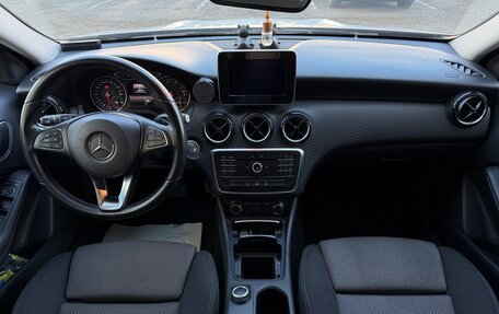 Mercedes-Benz GLA, 2019 год, 2 100 000 рублей, 9 фотография