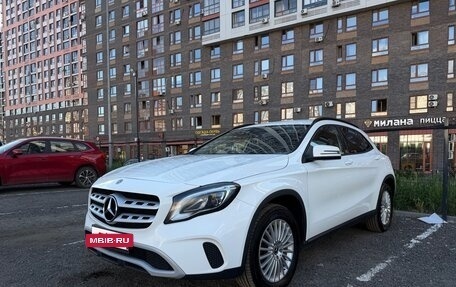Mercedes-Benz GLA, 2019 год, 2 100 000 рублей, 2 фотография