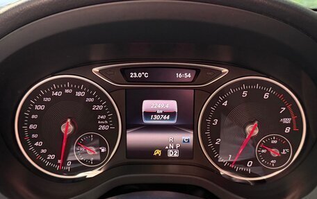 Mercedes-Benz GLA, 2019 год, 2 100 000 рублей, 15 фотография