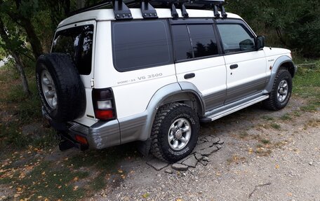 Mitsubishi Pajero III рестайлинг, 1995 год, 1 150 000 рублей, 2 фотография