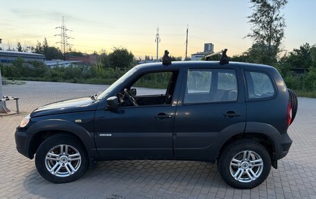 Chevrolet Niva I рестайлинг, 2013 год, 449 000 рублей, 2 фотография
