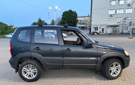 Chevrolet Niva I рестайлинг, 2013 год, 449 000 рублей, 6 фотография