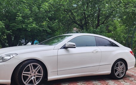 Mercedes-Benz E-Класс, 2013 год, 2 150 000 рублей, 2 фотография