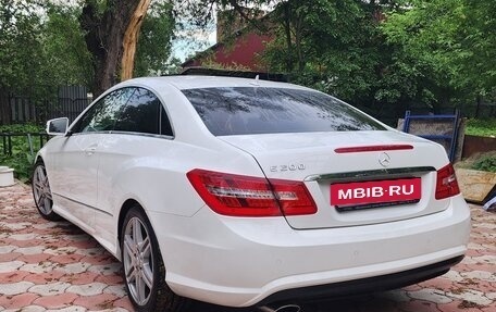 Mercedes-Benz E-Класс, 2013 год, 2 150 000 рублей, 3 фотография