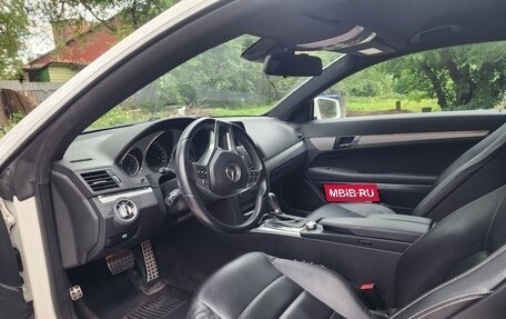 Mercedes-Benz E-Класс, 2013 год, 2 150 000 рублей, 7 фотография