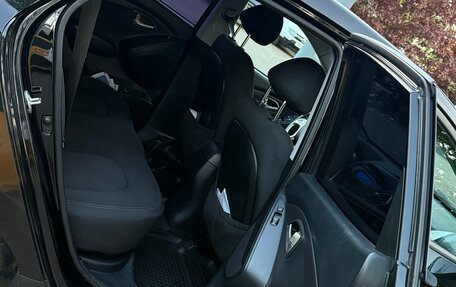 Hyundai ix35 I рестайлинг, 2013 год, 1 100 000 рублей, 10 фотография