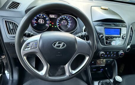 Hyundai ix35 I рестайлинг, 2013 год, 1 100 000 рублей, 11 фотография