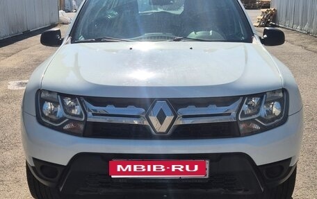 Renault Duster I рестайлинг, 2015 год, 980 000 рублей, 1 фотография
