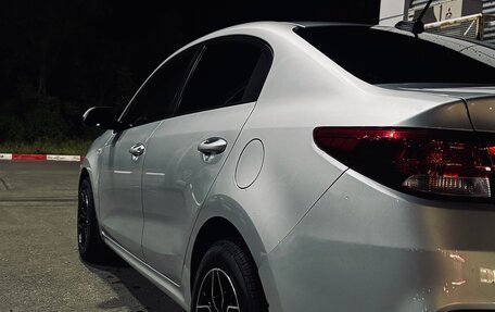 KIA Rio IV, 2018 год, 1 180 000 рублей, 6 фотография