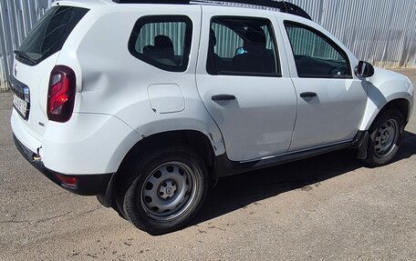 Renault Duster I рестайлинг, 2015 год, 980 000 рублей, 4 фотография