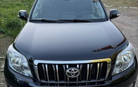 Toyota Land Cruiser Prado 150 рестайлинг 2, 2012 год, 3 500 000 рублей, 11 фотография