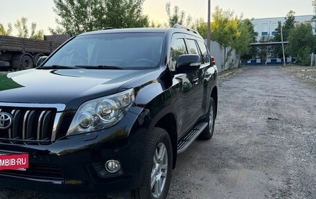 Toyota Land Cruiser Prado 150 рестайлинг 2, 2012 год, 3 500 000 рублей, 10 фотография