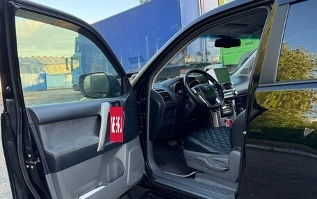 Toyota Land Cruiser Prado 150 рестайлинг 2, 2012 год, 3 500 000 рублей, 14 фотография