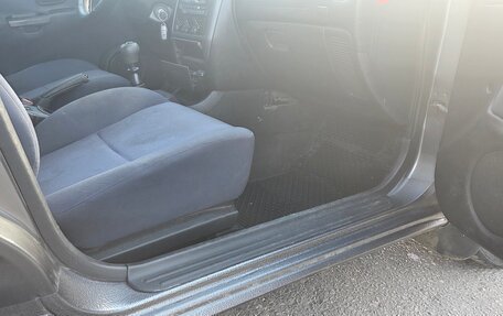 Mitsubishi Carisma I, 2002 год, 335 000 рублей, 9 фотография