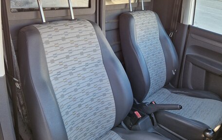 Volkswagen Caddy III рестайлинг, 2011 год, 850 000 рублей, 7 фотография