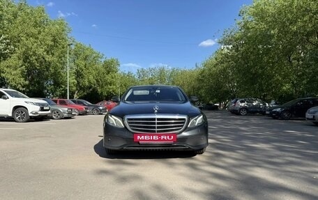 Mercedes-Benz E-Класс, 2020 год, 1 650 000 рублей, 3 фотография
