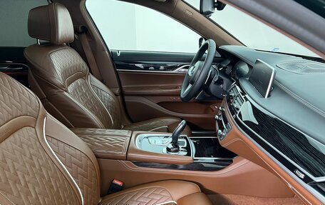 BMW 7 серия, 2019 год, 6 990 000 рублей, 14 фотография