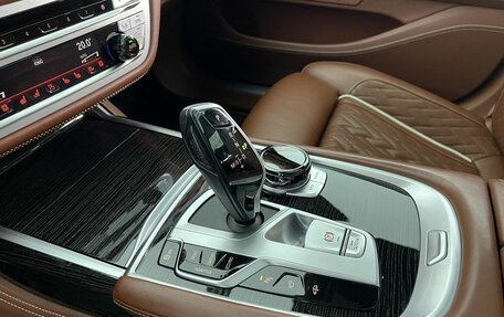 BMW 7 серия, 2019 год, 6 990 000 рублей, 17 фотография