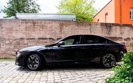 BMW 5 серия, 2025 год, 7 367 000 рублей, 4 фотография