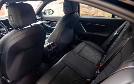 BMW 5 серия, 2025 год, 7 367 000 рублей, 9 фотография