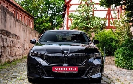 BMW 5 серия, 2025 год, 7 367 000 рублей, 2 фотография
