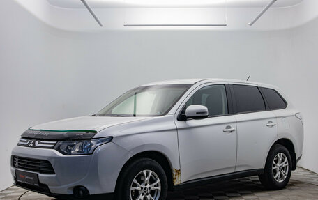 Mitsubishi Outlander III рестайлинг 3, 2012 год, 1 050 000 рублей, 1 фотография