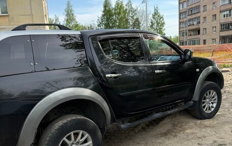 Mitsubishi L200 IV рестайлинг, 2012 год, 1 800 000 рублей, 3 фотография