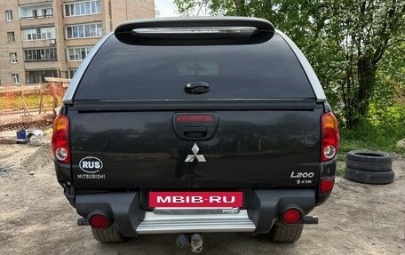 Mitsubishi L200 IV рестайлинг, 2012 год, 1 800 000 рублей, 2 фотография