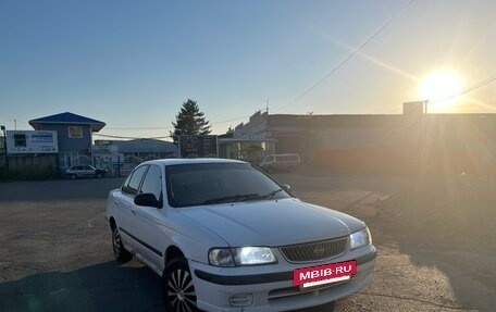 Nissan Sunny B15, 2000 год, 180 000 рублей, 2 фотография