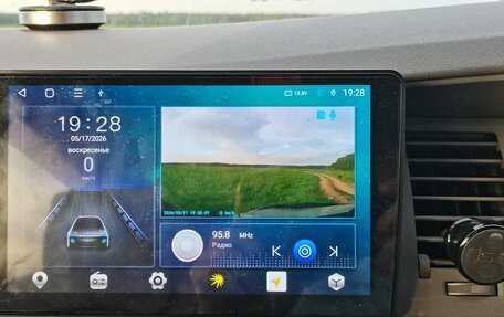 Toyota ISis I, 2010 год, 1 050 000 рублей, 16 фотография