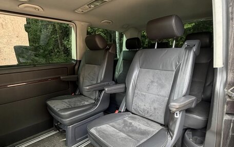 Volkswagen Multivan T5, 2011 год, 2 350 000 рублей, 5 фотография