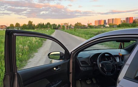 Hyundai Solaris II рестайлинг, 2019 год, 1 400 000 рублей, 14 фотография