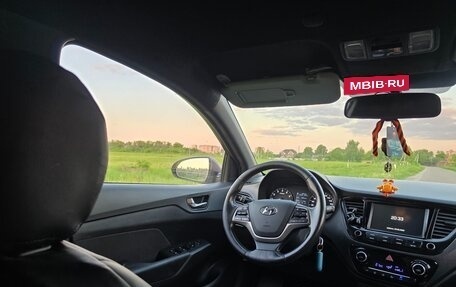 Hyundai Solaris II рестайлинг, 2019 год, 1 400 000 рублей, 28 фотография
