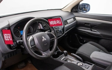 Mitsubishi Outlander III рестайлинг 3, 2012 год, 1 050 000 рублей, 9 фотография