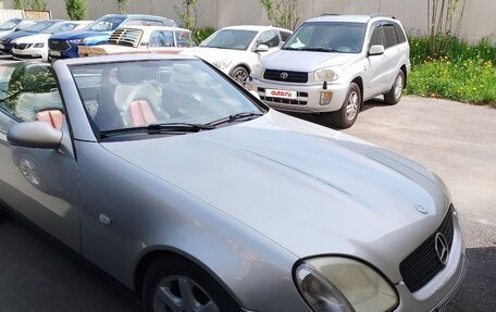 Mercedes-Benz SLK-Класс, 2000 год, 800 000 рублей, 8 фотография
