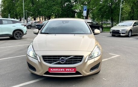 Volvo S60 III, 2011 год, 1 800 000 рублей, 2 фотография