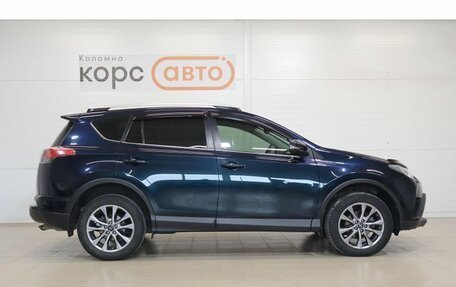 Toyota RAV4, 2018 год, 2 749 000 рублей, 4 фотография