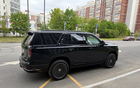 Cadillac Escalade V, 2023 год, 14 500 000 рублей, 10 фотография