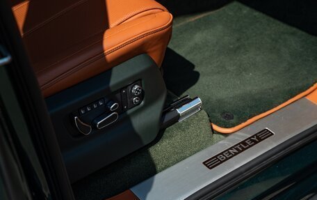 Bentley Bentayga I, 2020 год, 20 800 000 рублей, 17 фотография