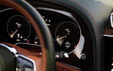 Bentley Bentayga I, 2020 год, 20 800 000 рублей, 25 фотография