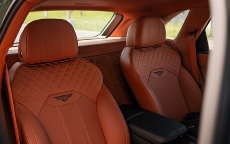 Bentley Bentayga I, 2020 год, 20 800 000 рублей, 31 фотография