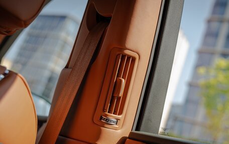 Bentley Bentayga I, 2020 год, 20 800 000 рублей, 36 фотография