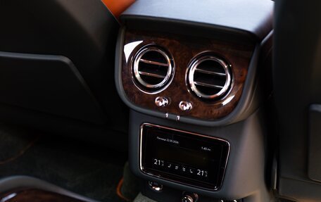 Bentley Bentayga I, 2020 год, 20 800 000 рублей, 34 фотография