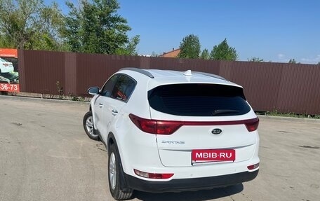 KIA Sportage IV рестайлинг, 2017 год, 1 850 000 рублей, 3 фотография