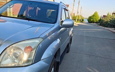 Toyota Land Cruiser Prado 120 рестайлинг, 2006 год, 2 200 000 рублей, 2 фотография