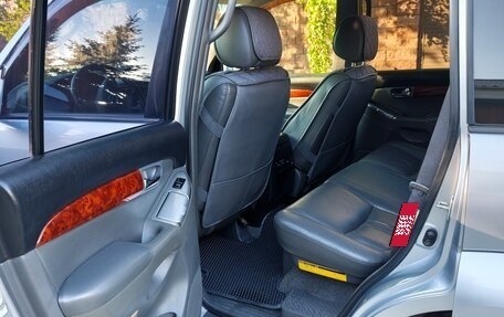 Toyota Land Cruiser Prado 120 рестайлинг, 2006 год, 2 200 000 рублей, 9 фотография
