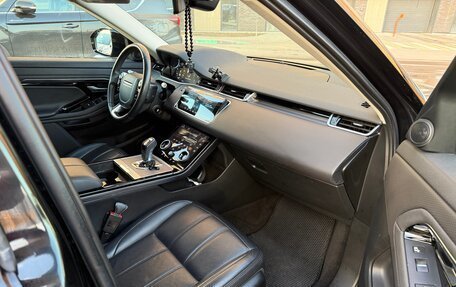 Land Rover Range Rover Evoque II, 2019 год, 3 700 000 рублей, 5 фотография