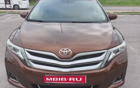 Toyota Venza I, 2013 год, 1 800 000 рублей, 1 фотография