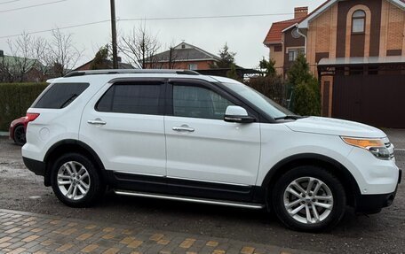 Ford Explorer VI, 2013 год, 1 575 000 рублей, 2 фотография