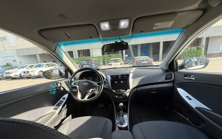 Hyundai Solaris II рестайлинг, 2011 год, 990 000 рублей, 9 фотография